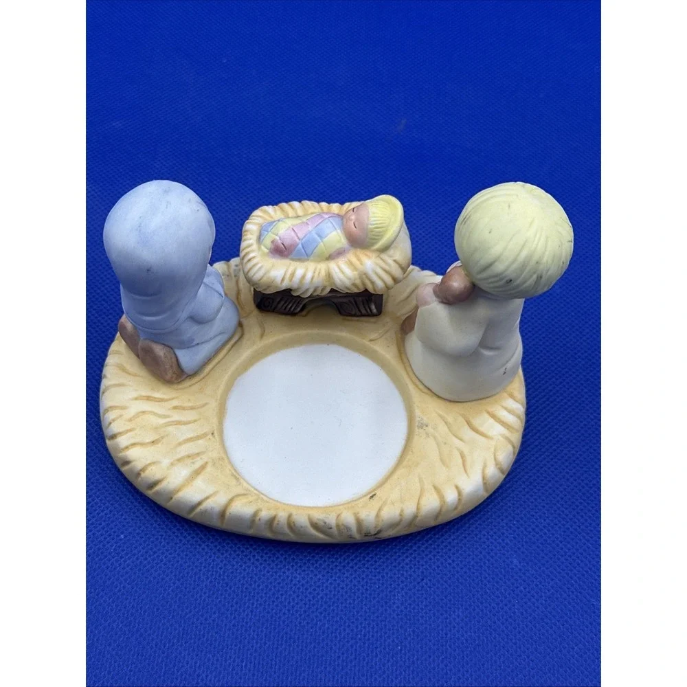 VTG 1985 WNS Nativity Scene Figurine Mary, Joseph & Baby Jesus Candle Holder‎